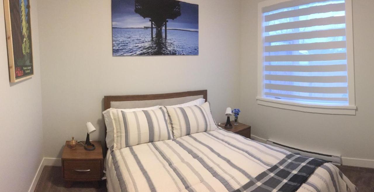 Mollys Cottage-The Suite On Vancouver Island Near Yyj Airport And The Wa And Bc Ferries North Saanich Zewnętrze zdjęcie