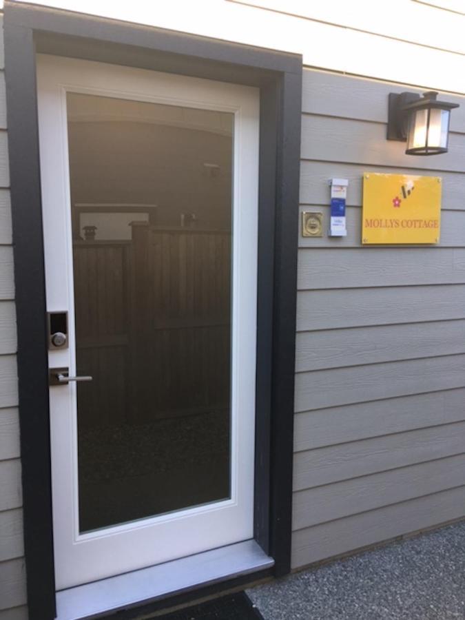 Mollys Cottage-The Suite On Vancouver Island Near Yyj Airport And The Wa And Bc Ferries North Saanich Zewnętrze zdjęcie